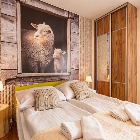 Gronik Bed & Breakfast 3*