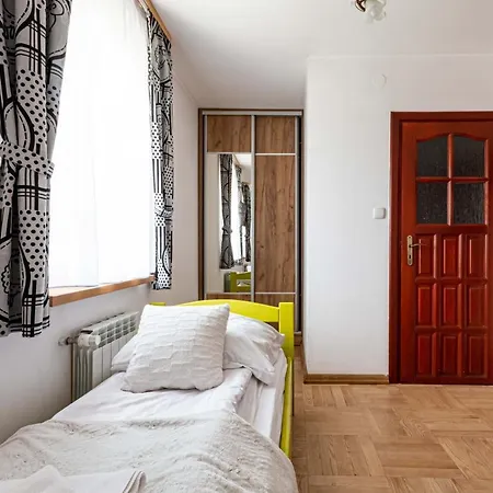 Gronik Bed and Breakfast 3*